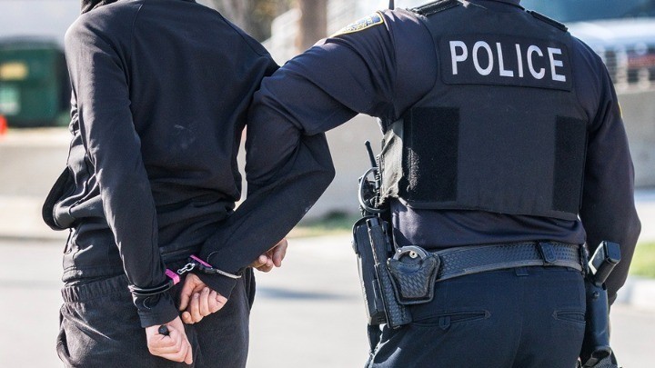 ΗΠΑ: Ελεύθερος θα αφεθεί ο άνδρας που είχε προσαχθεί για την επίθεση στο πανεπιστήμιο Μπράουν | Ειδήσεις για την Οικονομία