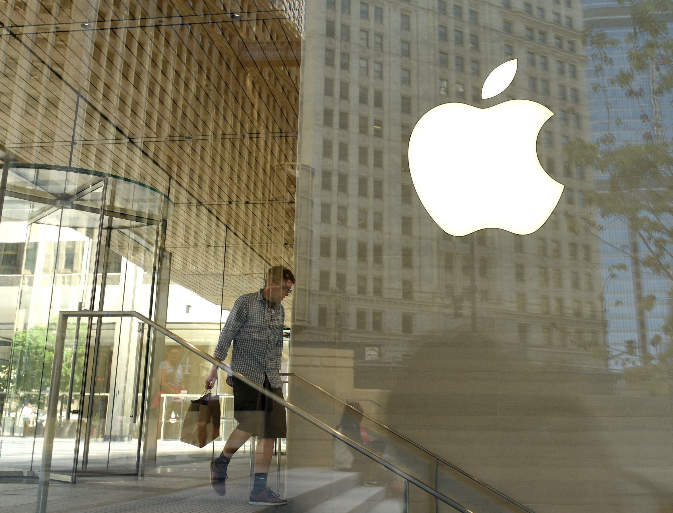 Tι κρύβεται πίσω από τις επαναγορές μετοχών της Apple και των Big Tech (γράφημα) | Ειδήσεις για την Οικονομία