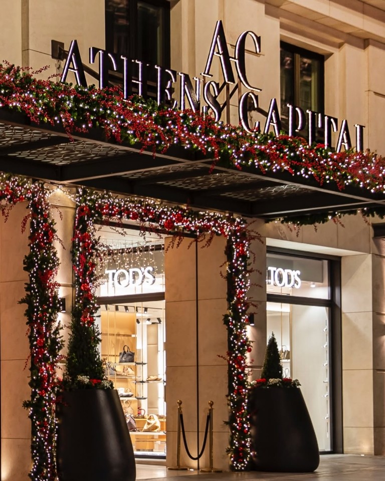 Πώς θα είναι η εμπειρία και τα εορταστικά μενού σε 5 πολυτελή ξενοδοχεία της Αθήνας