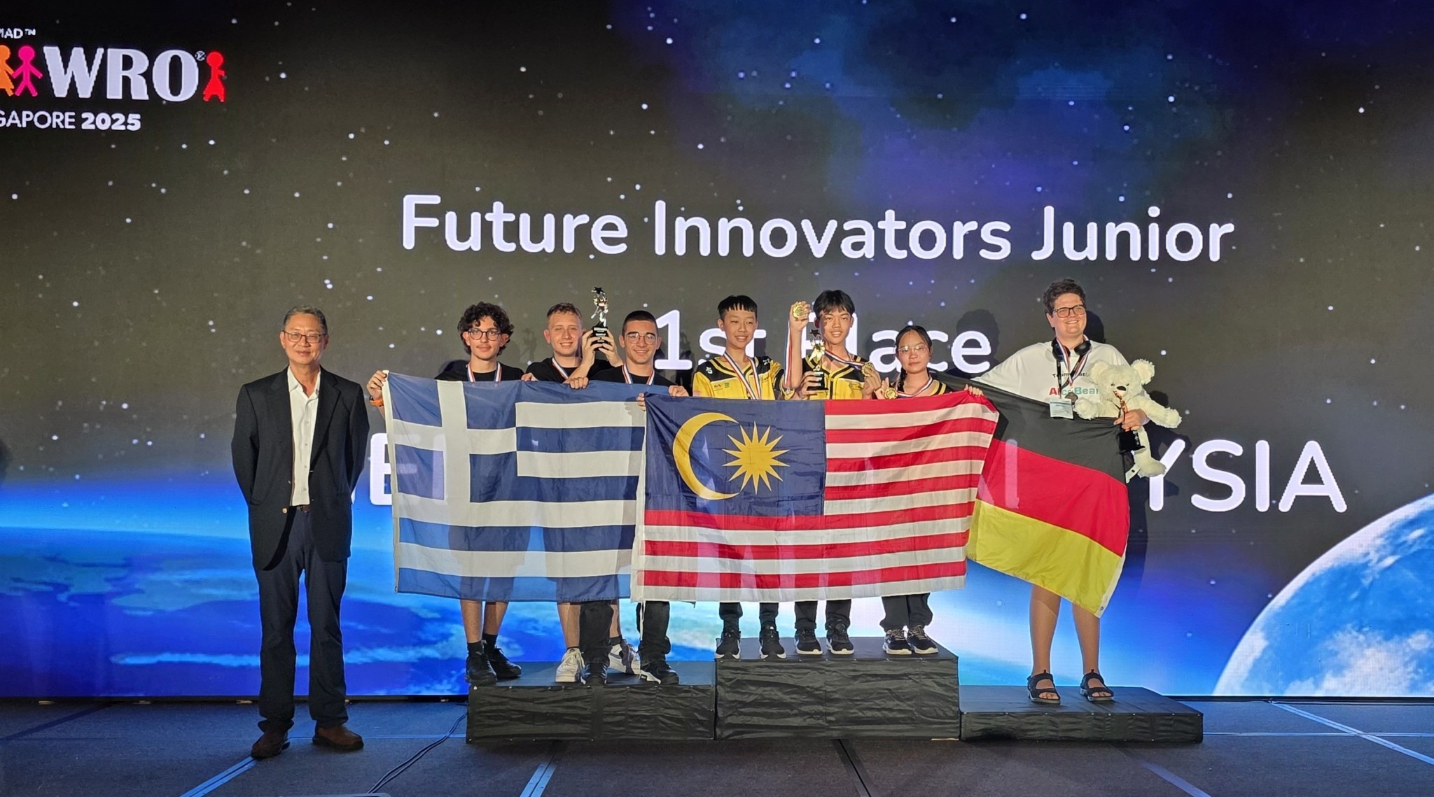 Aσημένιο μετάλλιο για την Ελλάδα και 1η θέση στην Ευρώπη στην Παγκόσμια Ολυμπιάδα Ρομποτικής 2025 (WRO)