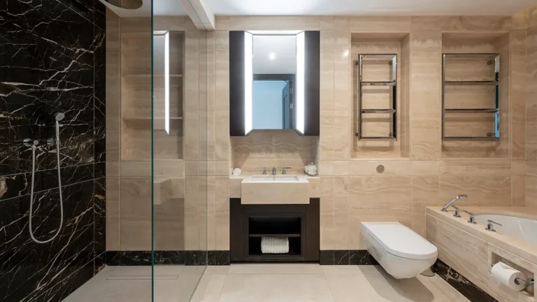 Λονδίνο: Η επιτομή της πολυτέλειας σε ένα ρετιρέ στο Mayfair που πωλείται για 45 εκατ. ευρώ