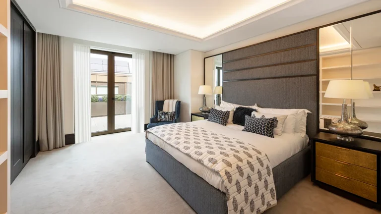 Λονδίνο: Η επιτομή της πολυτέλειας σε ένα ρετιρέ στο Mayfair που πωλείται για 45 εκατ. ευρώ