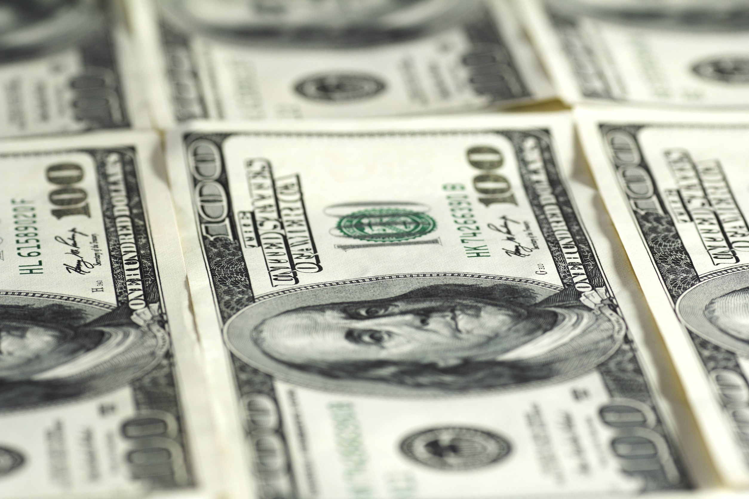 MarketWatch: Τι είναι ο «χρυσός σταυρός» και γιατί προμηνύει άνοδο του δολαρίου | Ειδήσεις για την Οικονομία