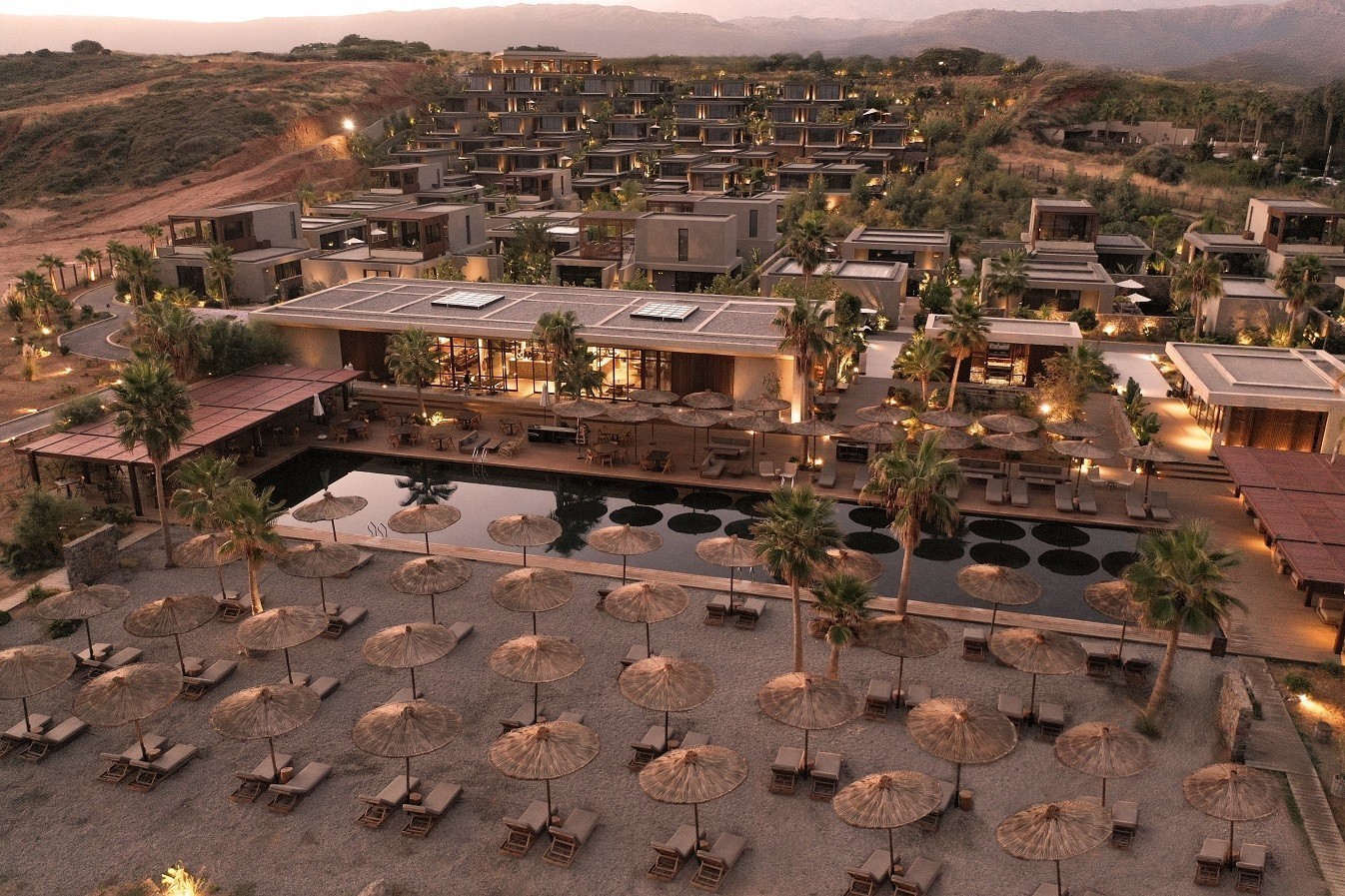 «Συμμαχία» Brookfield-Domes με joint venture για την επέκταση του Domes Zeen Chania Resort | Ειδήσεις για την Οικονομία