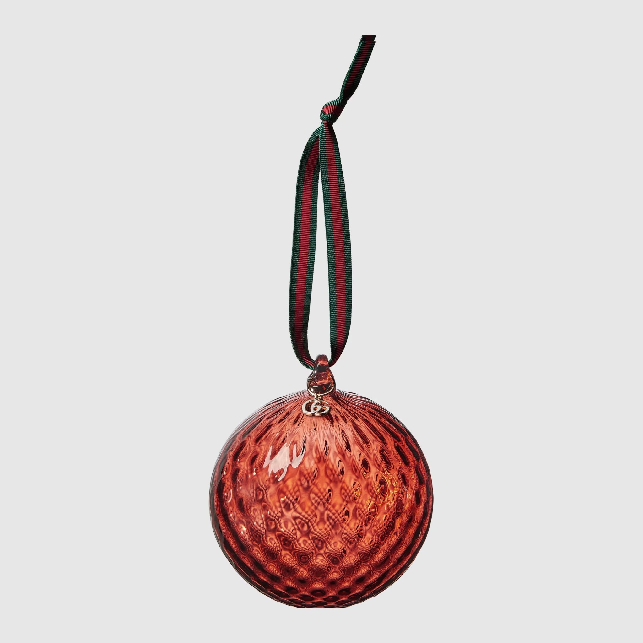 Τα πιο ακριβά χριστουγεννιάτικα στολίδια με την υπογραφή των οίκων μόδας