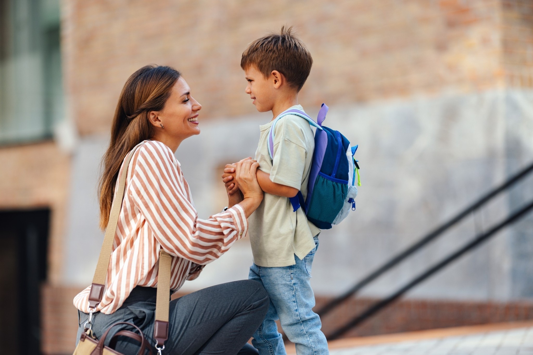Τι δεν πρέπει να ρωτάτε το παιδί αμέσως μετά το σχολείο