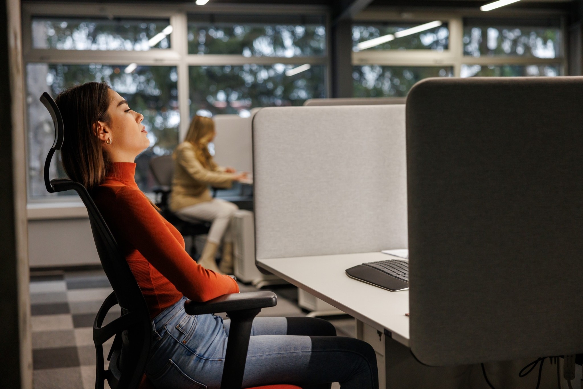 Γιατί οι νέοι της Gen Z δηλώνουν δυστυχισμένοι στην εργασία τους