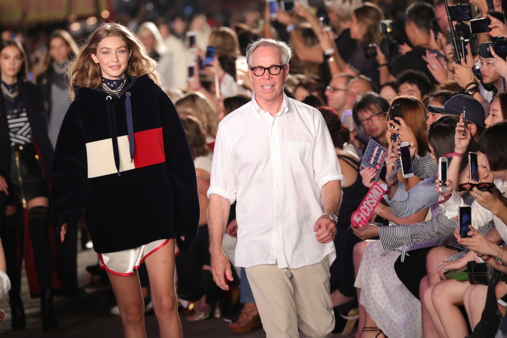 Η μέθοδος των Χαντίντ: Η στρατηγική της μητέρας πίσω από δύο καριέρες εκατομμυρίων