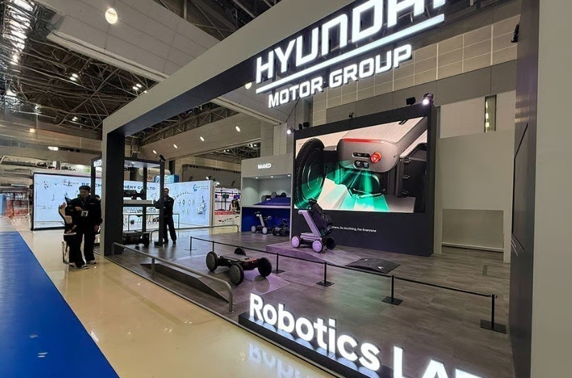 Hyundai: Λανσάρει το πρώτο της τετρακίνητο ρομπότ και αλλάζει το μέλλον της μετακίνησης (vid) | Ειδήσεις για την Οικονομία