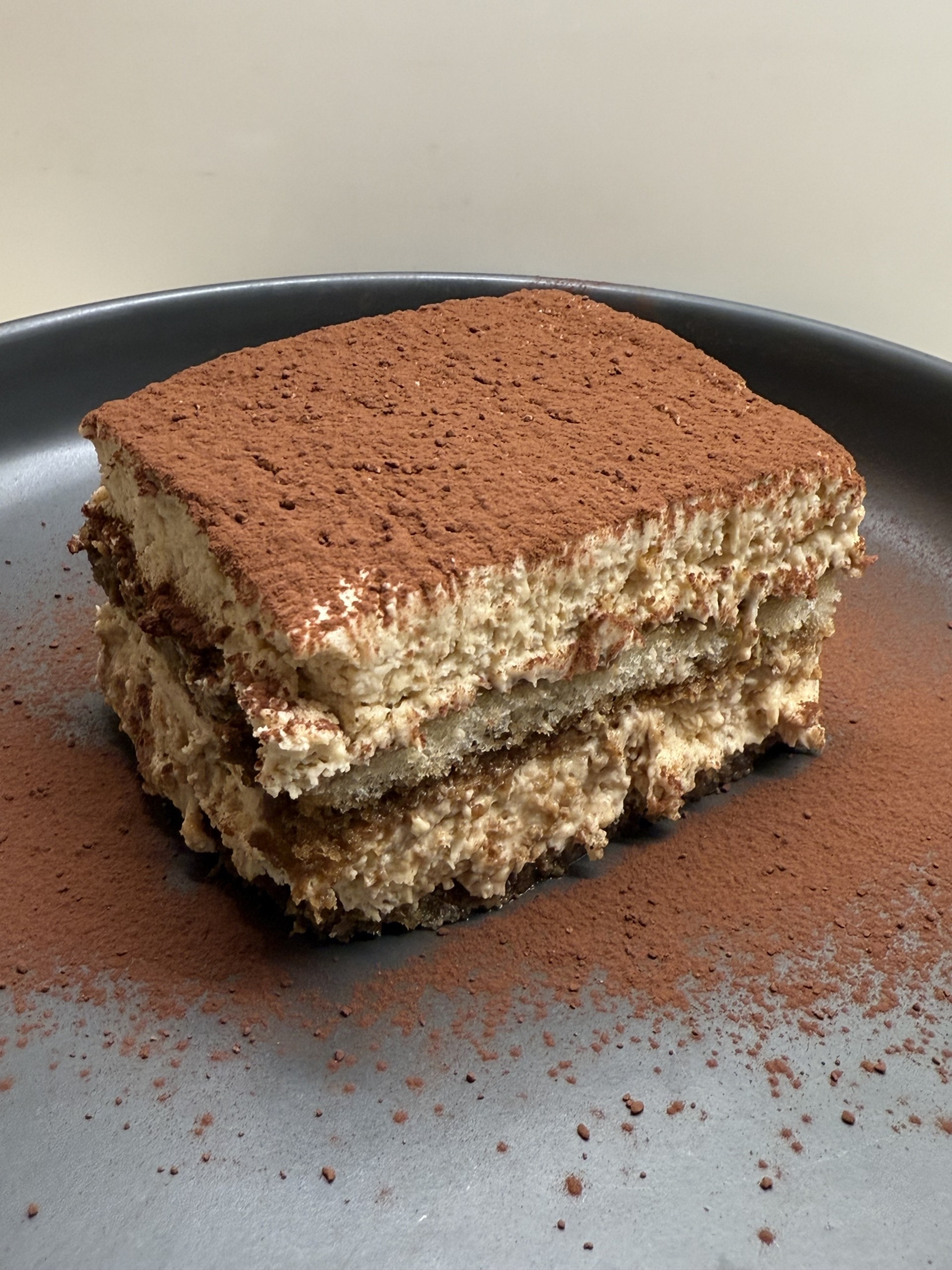 Napul’e: Η κορυφαία ναπολιτάνικη πίτσα στην Ελλάδα σε ένα ιταλικό εστιατόριο που έγινε θεσμός