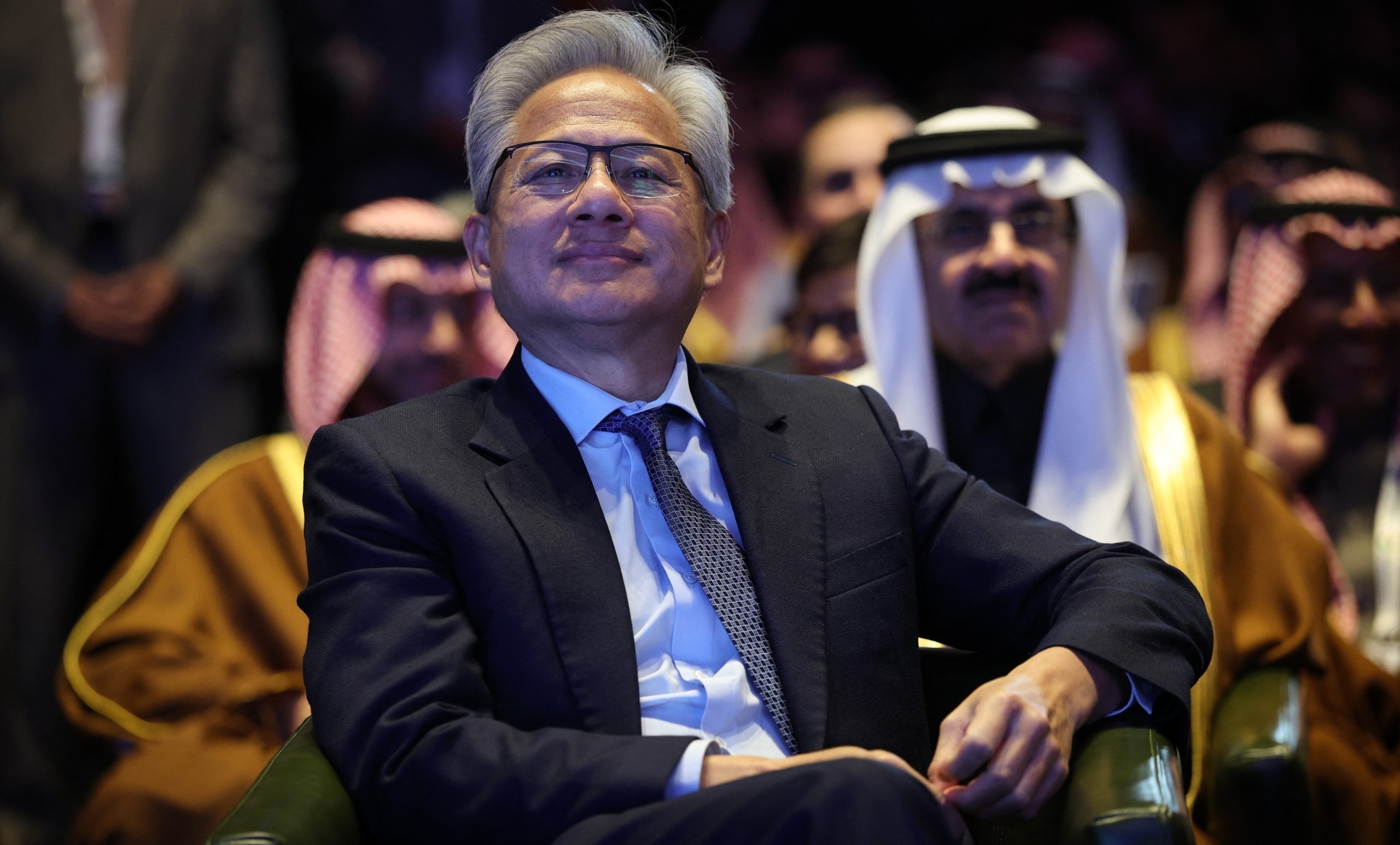 Fiancial Times: Πρόσωπο της Χρονιάς ο Τζένσεν Χουάνγκ – Ο άνθρωπος που έκανε την Nvidia πυρήνα της παγκόσμιας AI (pics) | Ειδήσεις για την Οικονομία