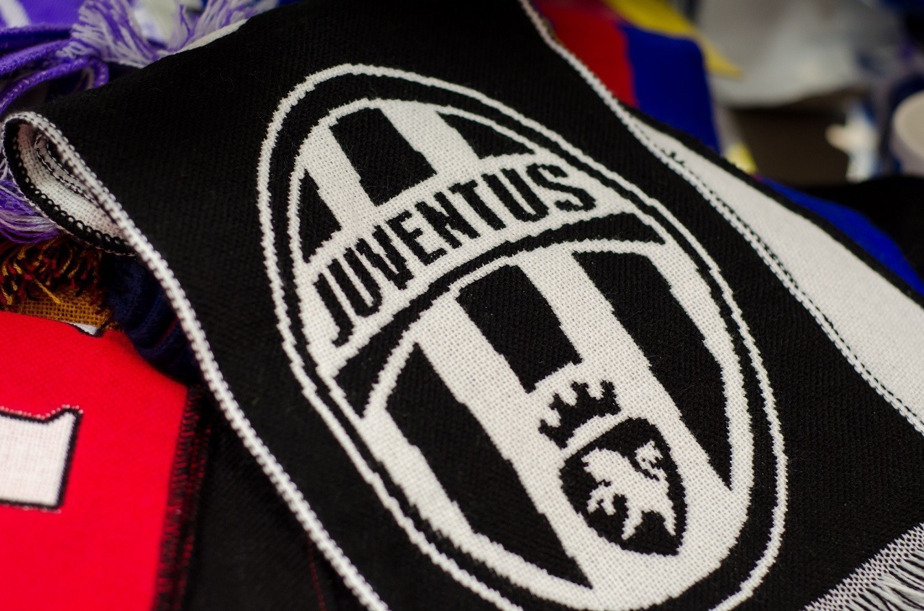 «Η Γιουβέντους δεν πωλείται»: Ο εγγονός του Ανιέλι απορρίπτει την πρόταση εξαγοράς του 1,1 δισ. ευρώ | Ειδήσεις για την Οικονομία