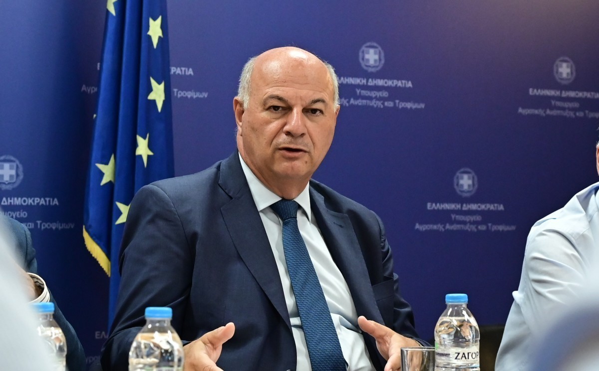 Κώστας Τσιάρας: Live οι δηλώσεις του για τα αιτήματα των αγροτών | Ειδήσεις για την Οικονομία