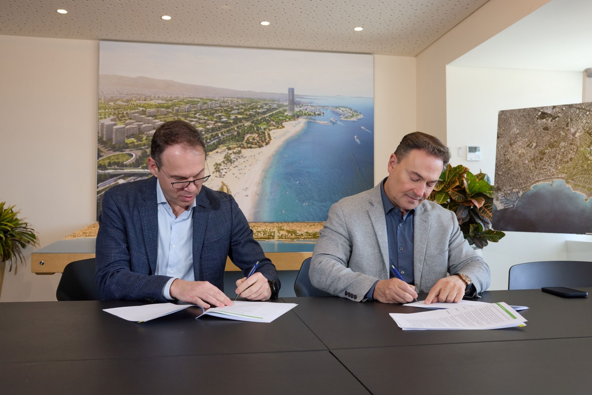 LAMDA Development: Στρατηγική συνεργασία με την COSMOTE TELEKOM για Τηλεπικοινωνιακές Υπηρεσίες στο The Ellinikon (pics)