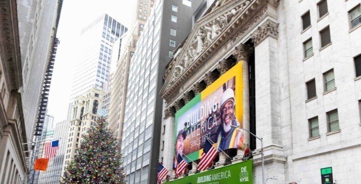 Wall Street: «Ζεσταίνεται» η αγορά βλέποντας το Santa Claus Rally να πλησιάζει | Ειδήσεις για την Οικονομία