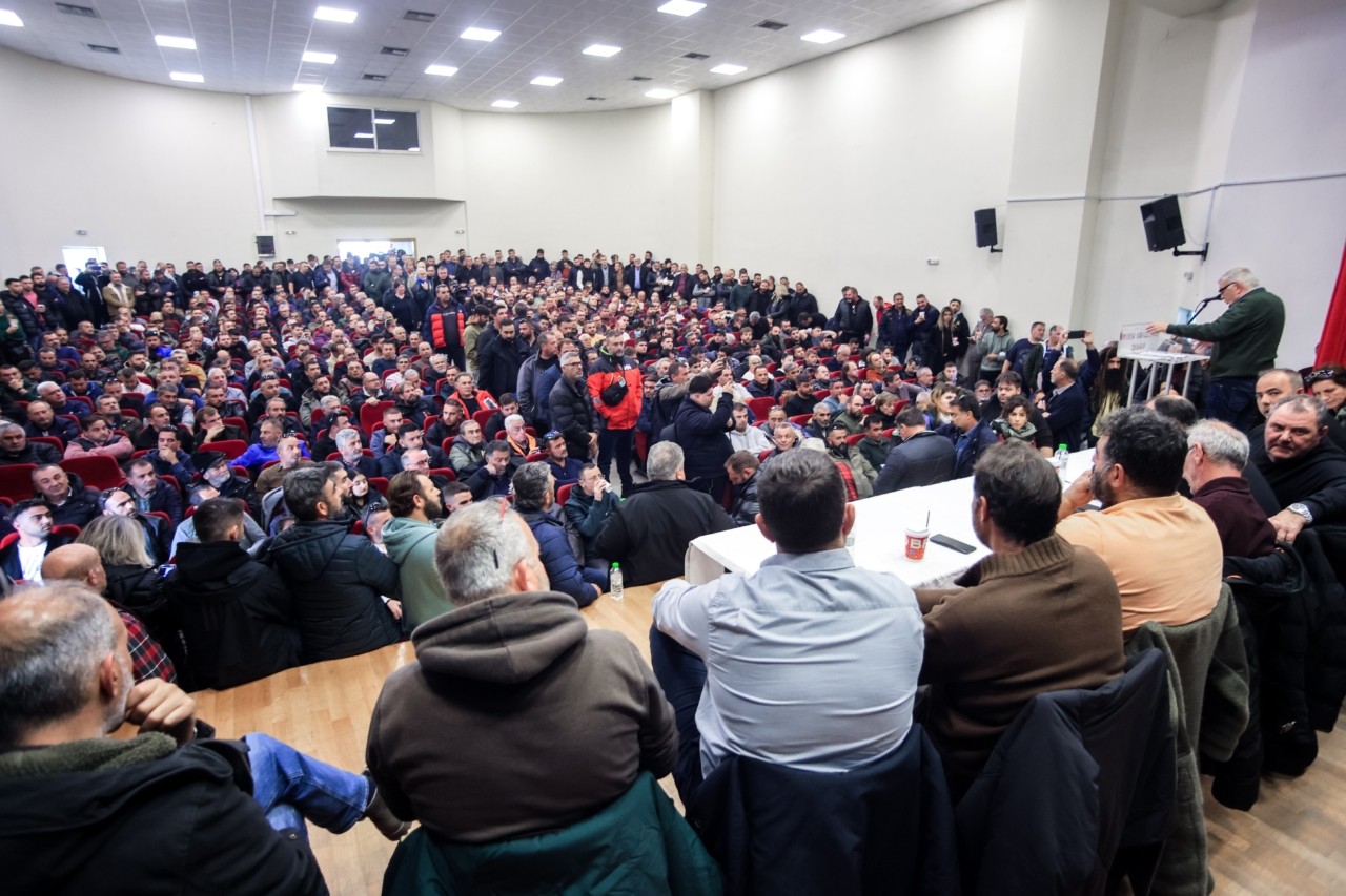 Αγρότες: Διάλογος μόνο με τους δικούς τους όρους αλλιώς… γιορτές στα μπλόκα | Ειδήσεις για την Οικονομία