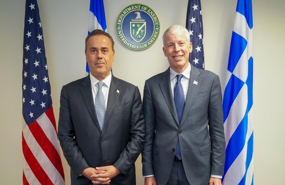 Συνάντηση Παπασταύρου – Ράιτ: Αναγκαία η δημιουργία Ομάδας Εργασίας για τον Κάθετο Διάδρομο | Ειδήσεις για την Οικονομία