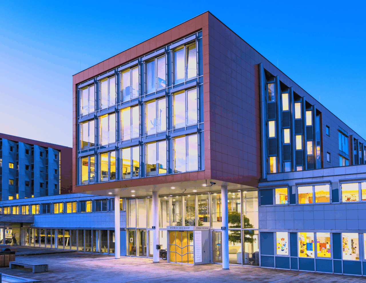 Σε τι οφείλεται η κρίση στο εσωτερικό της Porsche Holding (πίνακες) | Ειδήσεις για την Οικονομία