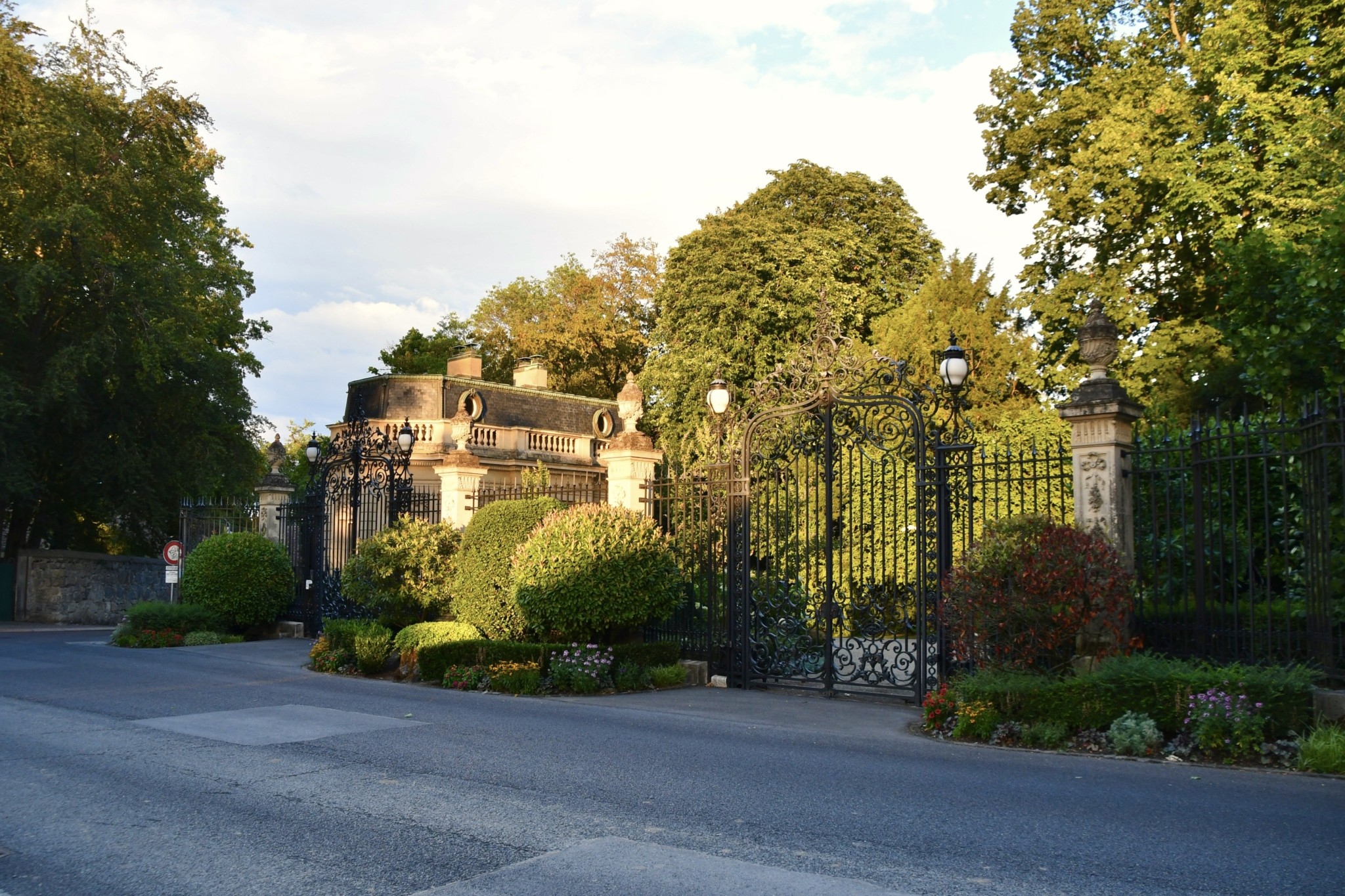 Ο πόλεμος των Ρότσιλντ για το «μικρό Λούβρο» – Πεθερά και νύφη σε διαμάχη για αμύθητους θησαυρούς