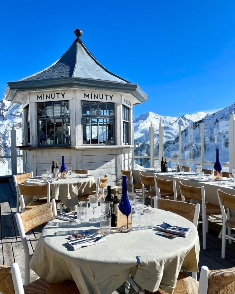 5 προορισμοί με μοναδική θεά και αξέχαστες εμπειρίες στα χιονισμένα βουνά