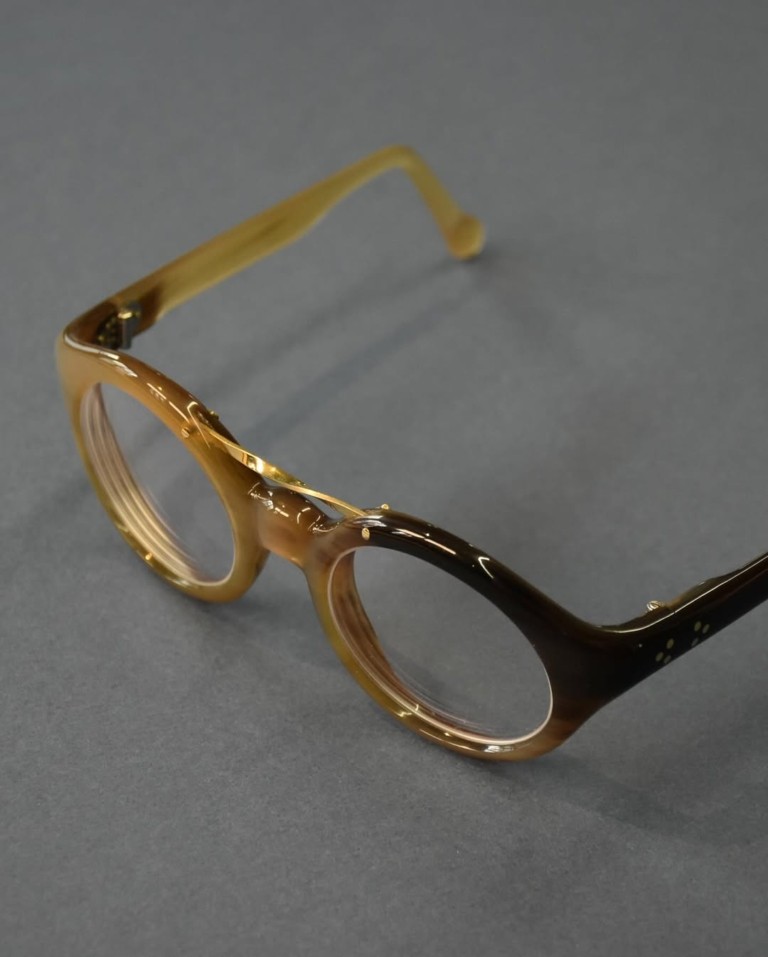 Τι είναι τα bespoke οπτικά και γιατί κατακτούν τους καταναλωτές