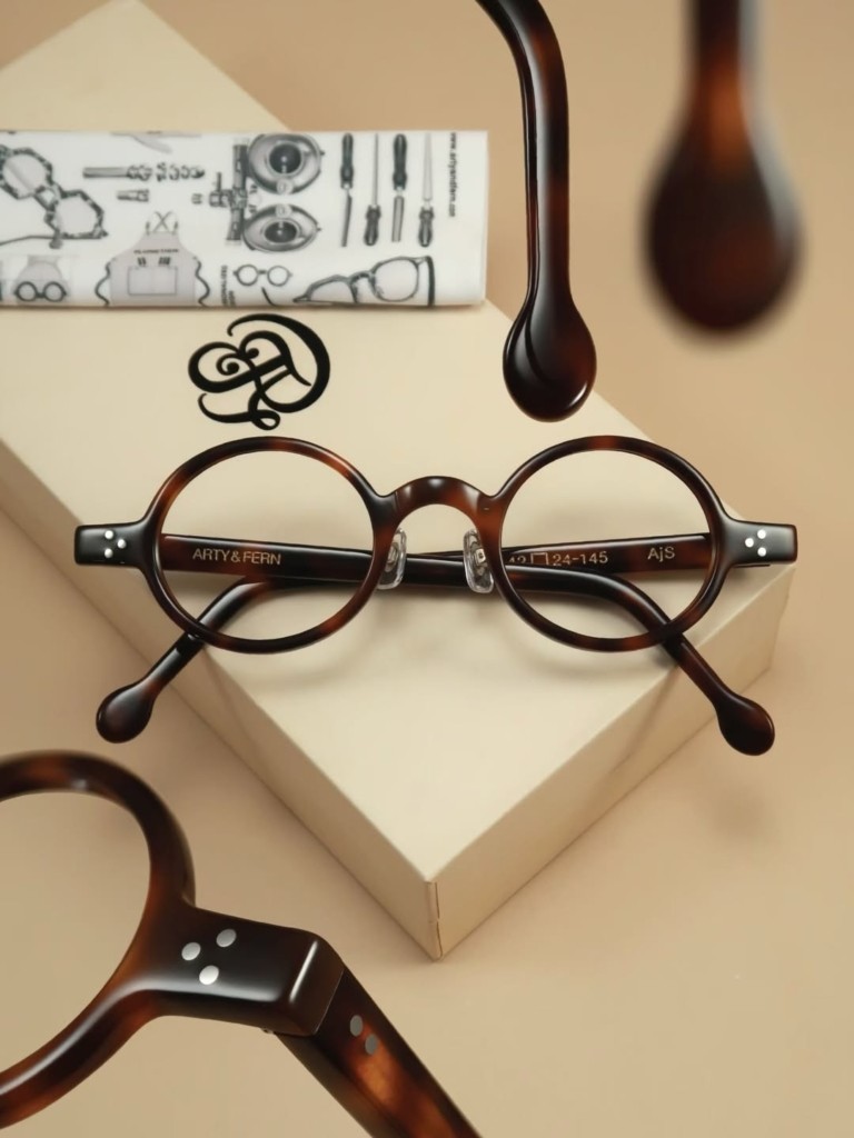 Τι είναι τα bespoke οπτικά και γιατί κατακτούν τους καταναλωτές