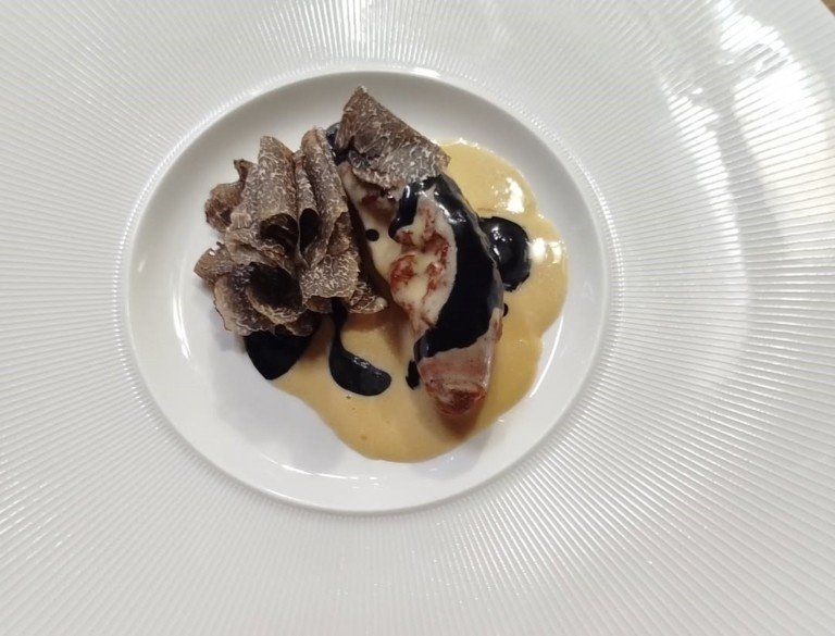 VERi TABLE: Tο μεγαλύτερο μικρό εστιατόριο της Ελλάδας