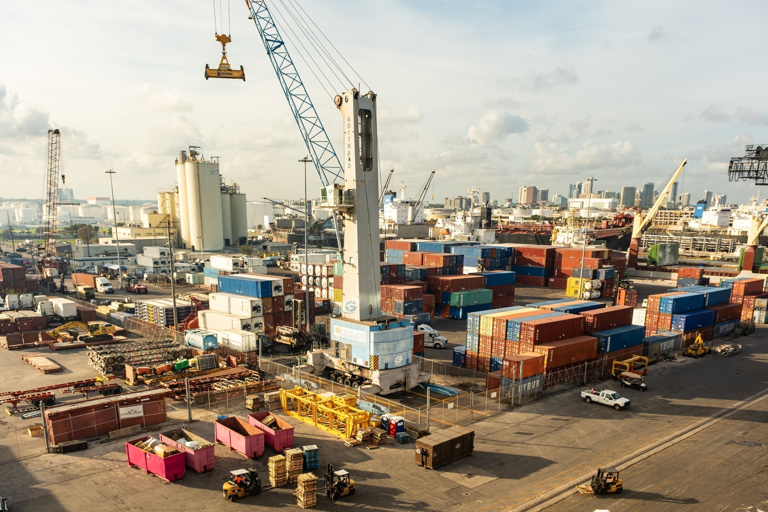 Ξεκίνησε η διαφοροποίηση των εταιρειών εκτός των κινεζικών εφοδιαστικών αλυσίδων | Ειδήσεις για την Οικονομία