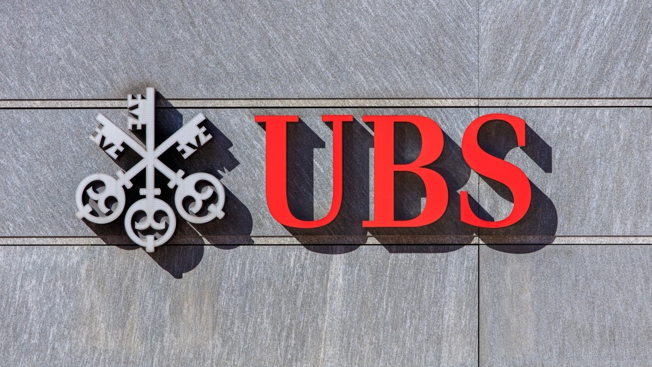 UBS: Πώς θα πρέπει να προετοιμάσετε το επενδυτικό χαρτοφυλάκιό σας για τη νέα χρονιά | Ειδήσεις για την Οικονομία