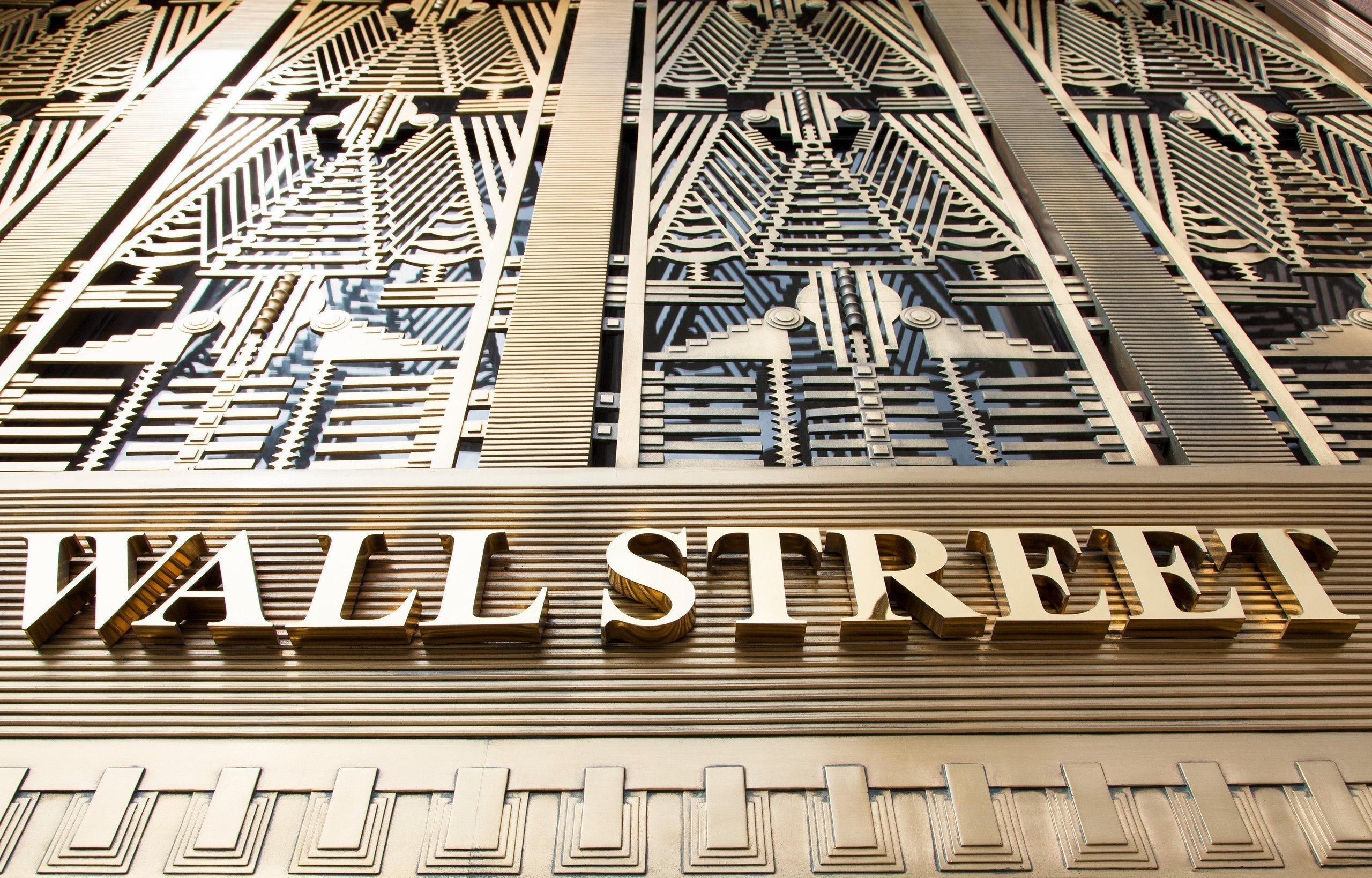 Γνωστός αναλυτής της Wall Street προειδοποιεί για κρίση | Ειδήσεις για την Οικονομία