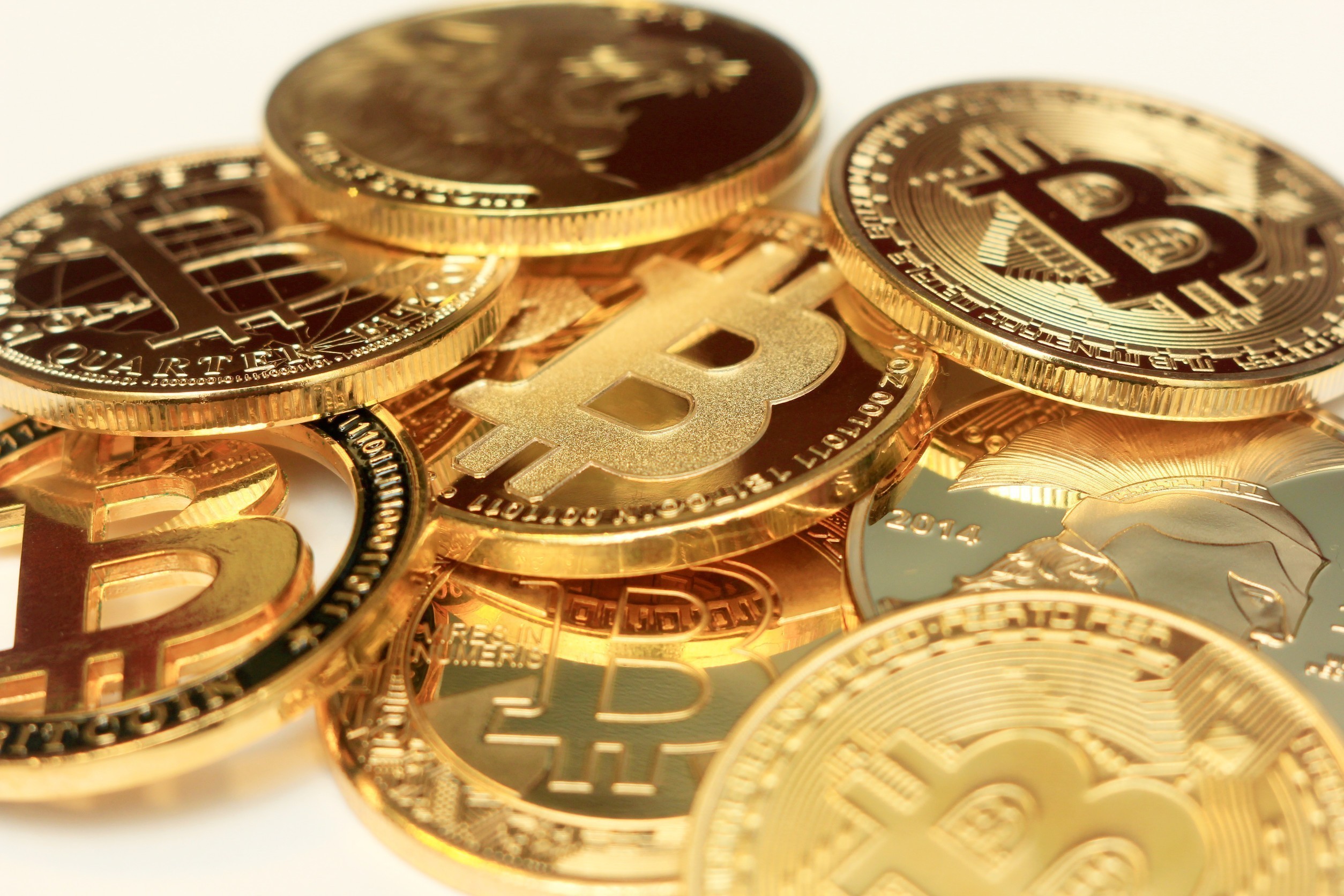 Πώς τo «τρενάκι του τρόμου» του bitcoin επηρεάζεται από τις μετοχές και τη Fed (πίνακες) | Ειδήσεις για την Οικονομία