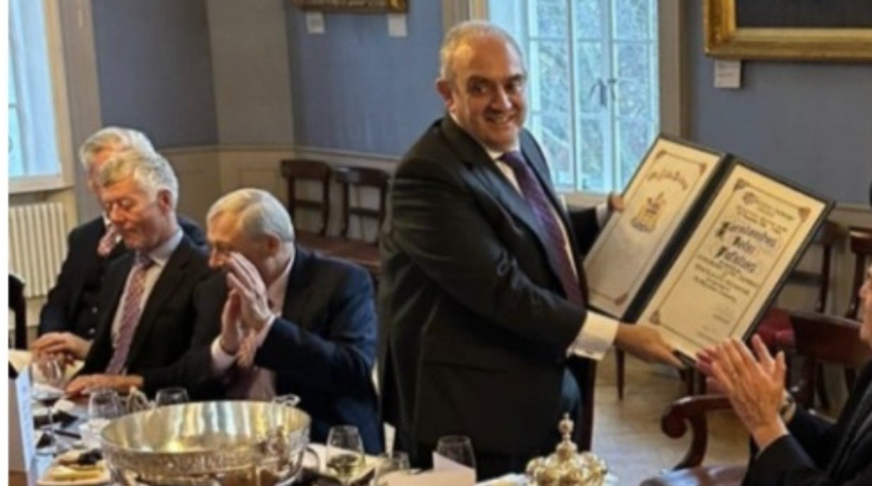 Τιμητική διάκριση στον Χαράλαμπο Φαφαλιό από το Baltic Exchange | Ειδήσεις για την Οικονομία