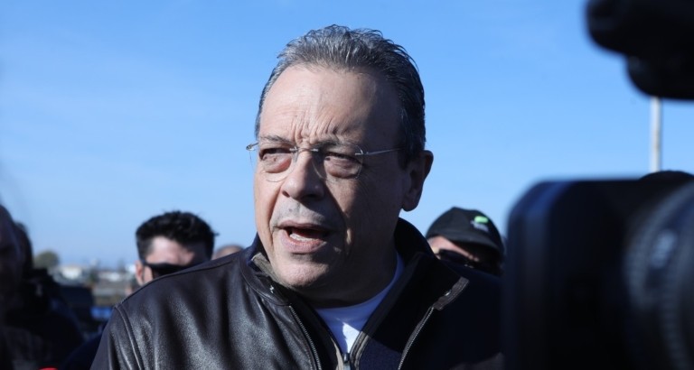 Φάμελλος από το μπλόκο στα Μάλγαρα: Η κυβέρνηση αντιμετωπίζει τους αγρότες σαν εχθρούς