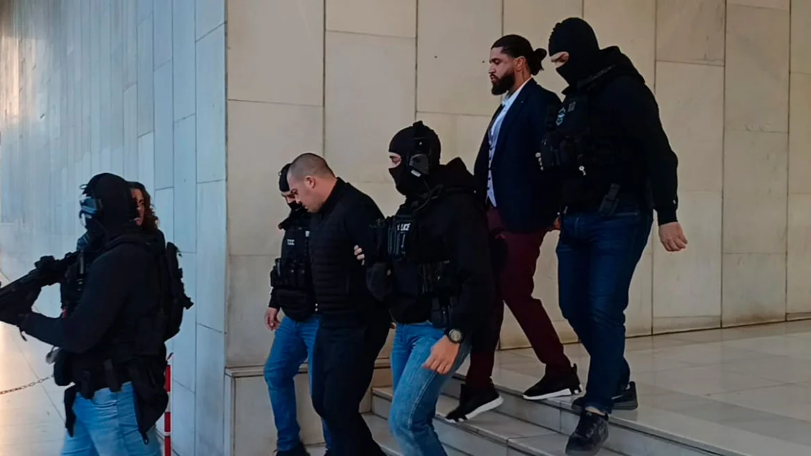 Στον εισαγγελέα ανιψιός και επιχειρηματίας για τη δολοφονία στο κάμπινγκ της Φοινικούντας | Ειδήσεις για την Οικονομία