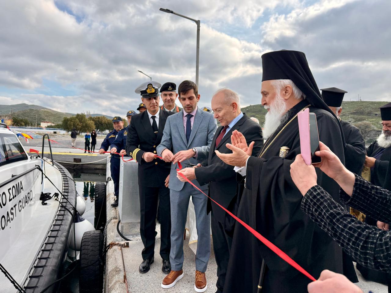 Υπερσύγχρονο πλωτό ασθενοφόρο ενισχύει την ασφάλεια στον Άγιο Ευστράτιο | Ειδήσεις για την Οικονομία