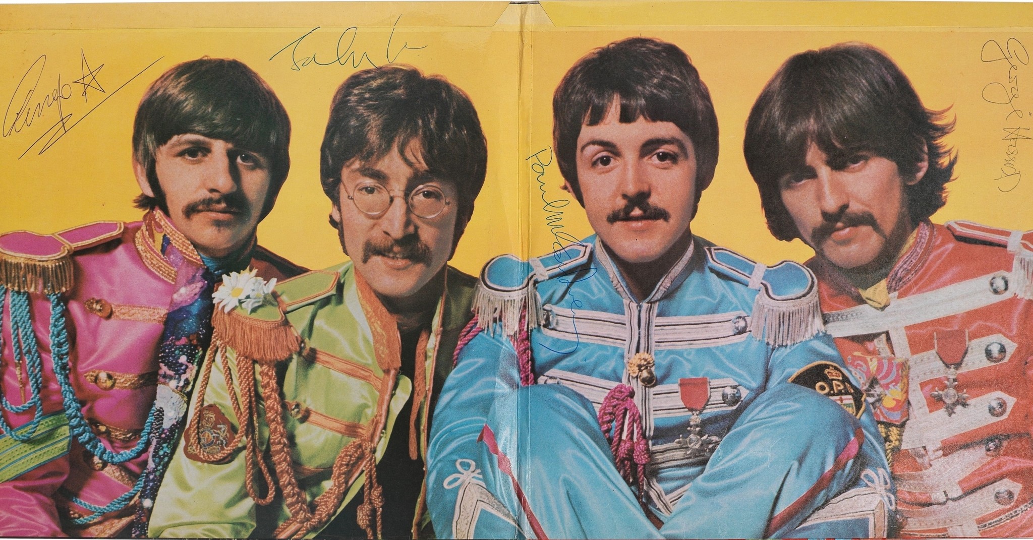 700.000 ευρώ για ένα δίσκο των Beatles – Βινύλια που πωλήθηκαν σε αστρονομικές τιμές