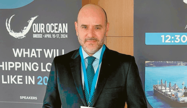 Κωνσταντίνος Καπετανάκης: Τα «πράσινα θαλάσσια δρομολόγια» είναι το κλειδί για την απανθρακοποίηση της ναυτιλίας
