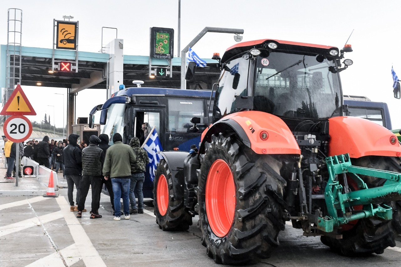Μπλόκα… παντός καιρού σε όλη την Ελλάδα: Κλειστοί δρόμοι και τελωνεία – Σήμερα η προσέγγιση στο ”Μακεδονία” | Ειδήσεις για την Οικονομία