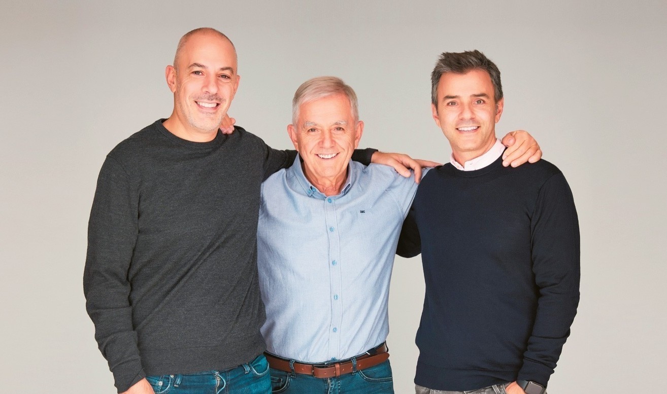 Νίκος, Κώστας και Γιάννης Αλεξίου (Altex): Το διεθνές στοίχημα της Funky Buddha