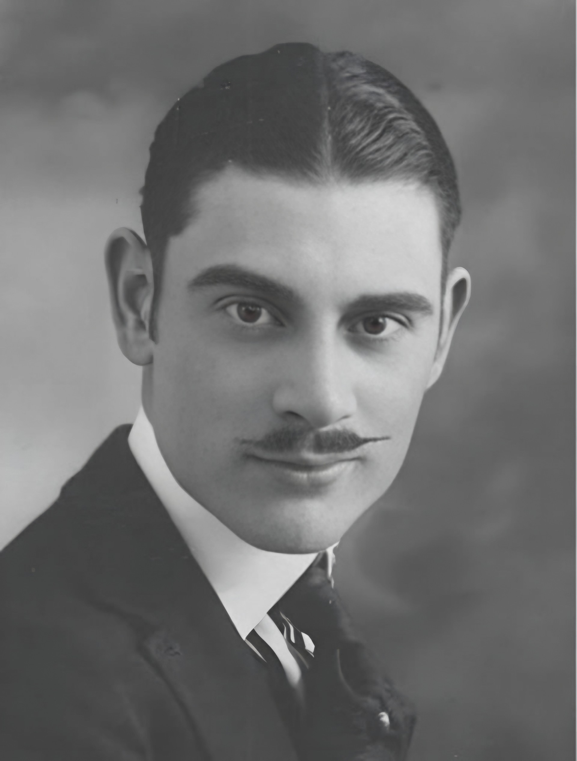 Επαμεινώνδας Σταθόπουλος: Ο Έλληνας που καθόρισε τον ήχο της ηλεκτρικής κιθάρας