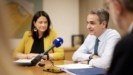 Σύσκεψη στο Μαξίμου υπό τον πρωθυπουργό για τις συλλογικές συμβάσεις εργασίας – Θετικά σχόλια από τις Βρυξέλλες