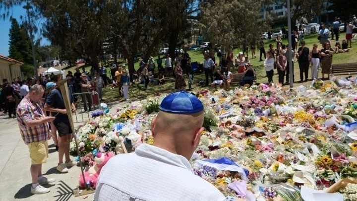 Αυστραλία: Η αστυνομία απήγγειλε 59 κατηγορίες σε βάρος του δράστη του τρομοκρατικού χτυπήματος (vid) | Ειδήσεις για την Οικονομία