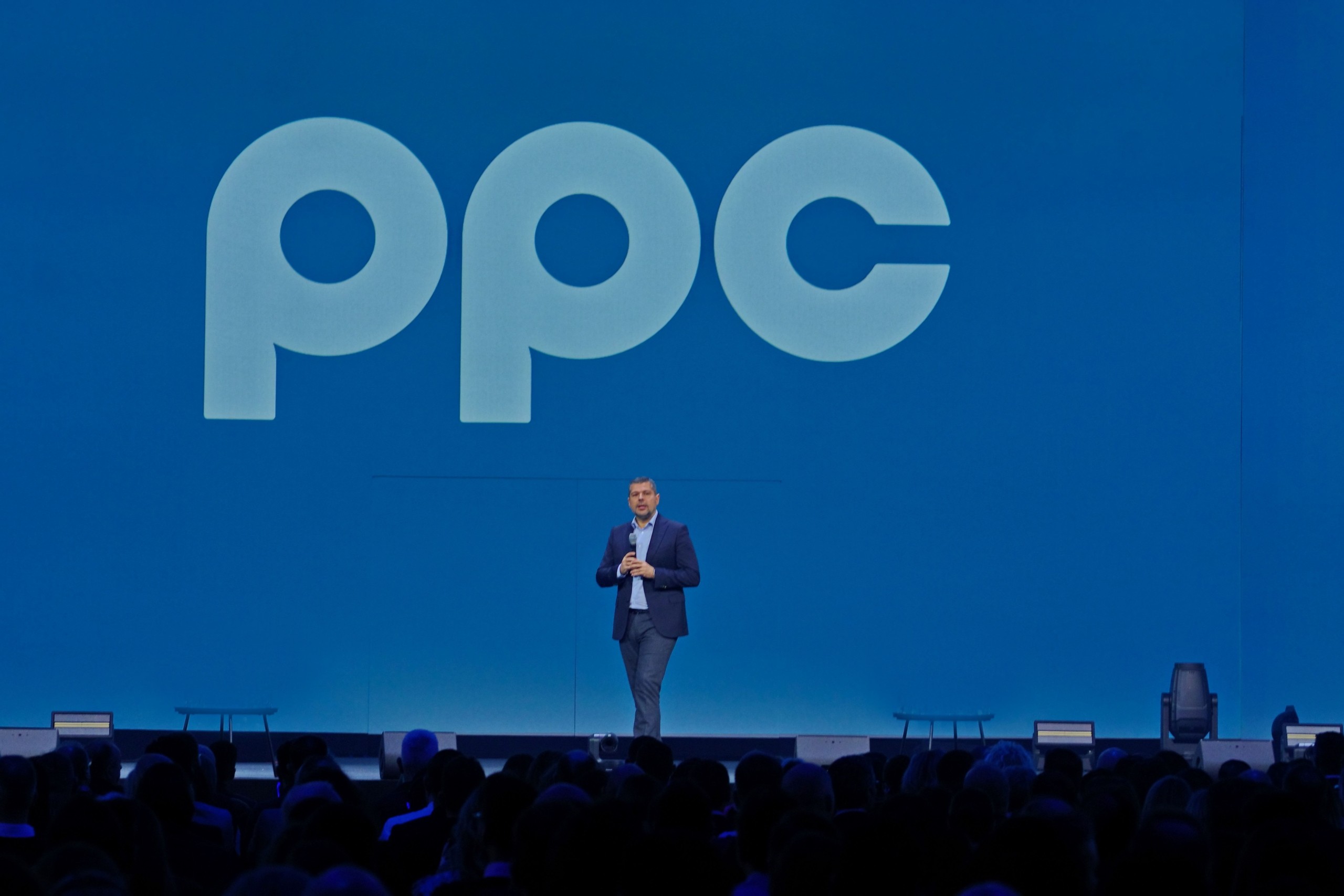 Η ΔΕΗ επανασχεδιάζει την εμπειρία του πελάτη – Νέες ψηφιακές υπηρεσίες και προϊόντα από τη ΔΕΗ το 2026 | Ειδήσεις για την Οικονομία