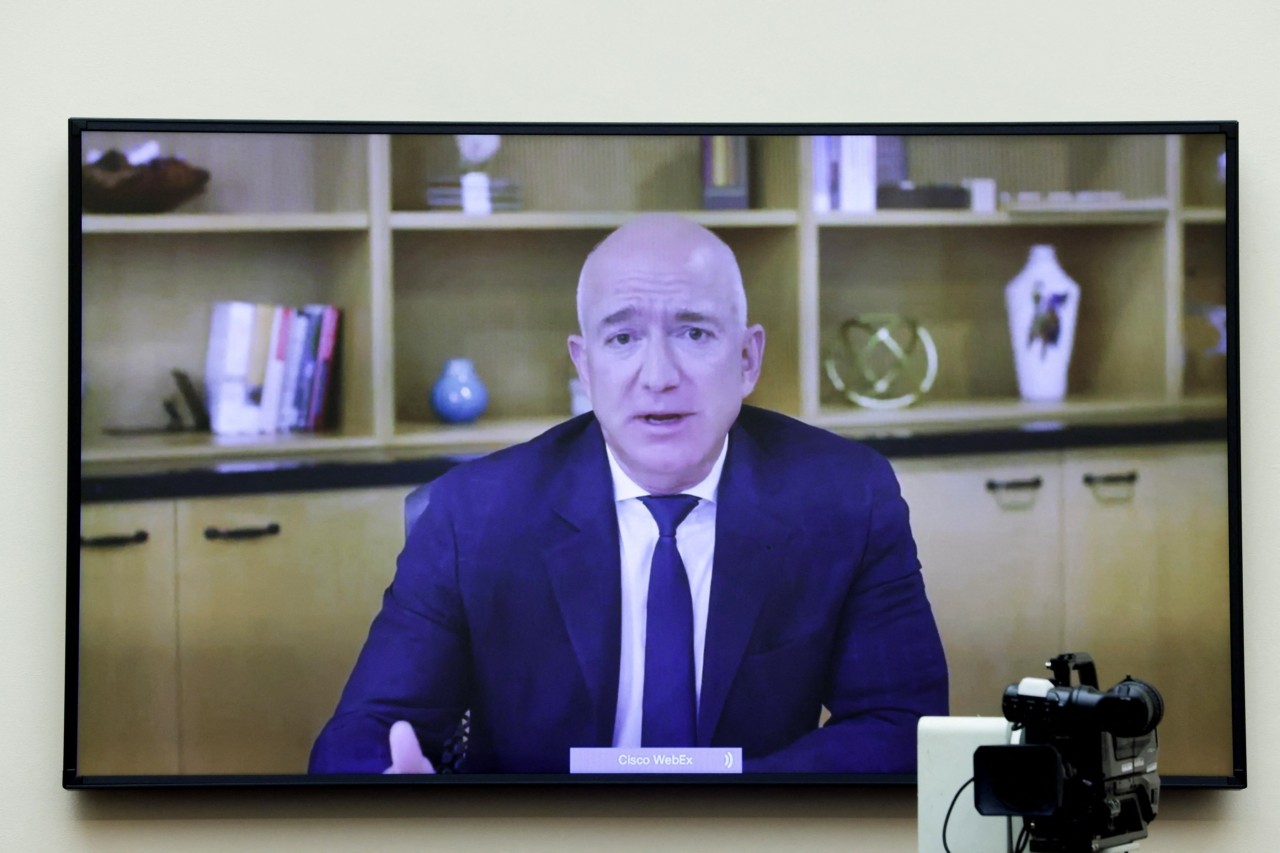 Τζεφ Μπέζος: Το γραφείο-πόρτα που δεν άλλαξε ποτέ – Το μάθημα λιτότητας στην επιχειρηματικότητα | Ειδήσεις για την Οικονομία