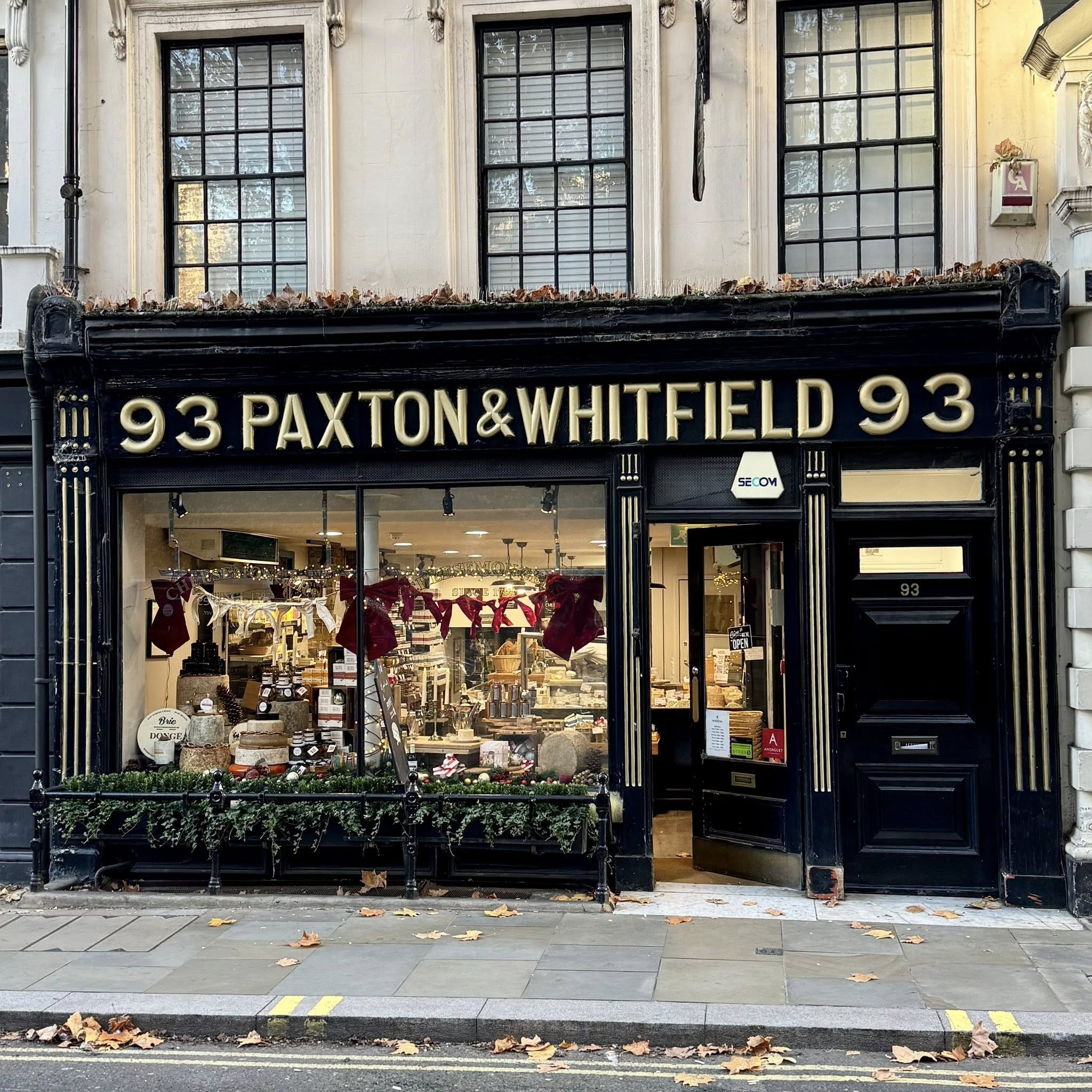 5 ιστορικά τυροκομεία και καταστήματα γαλακτοκομικών στην Ευρώπη