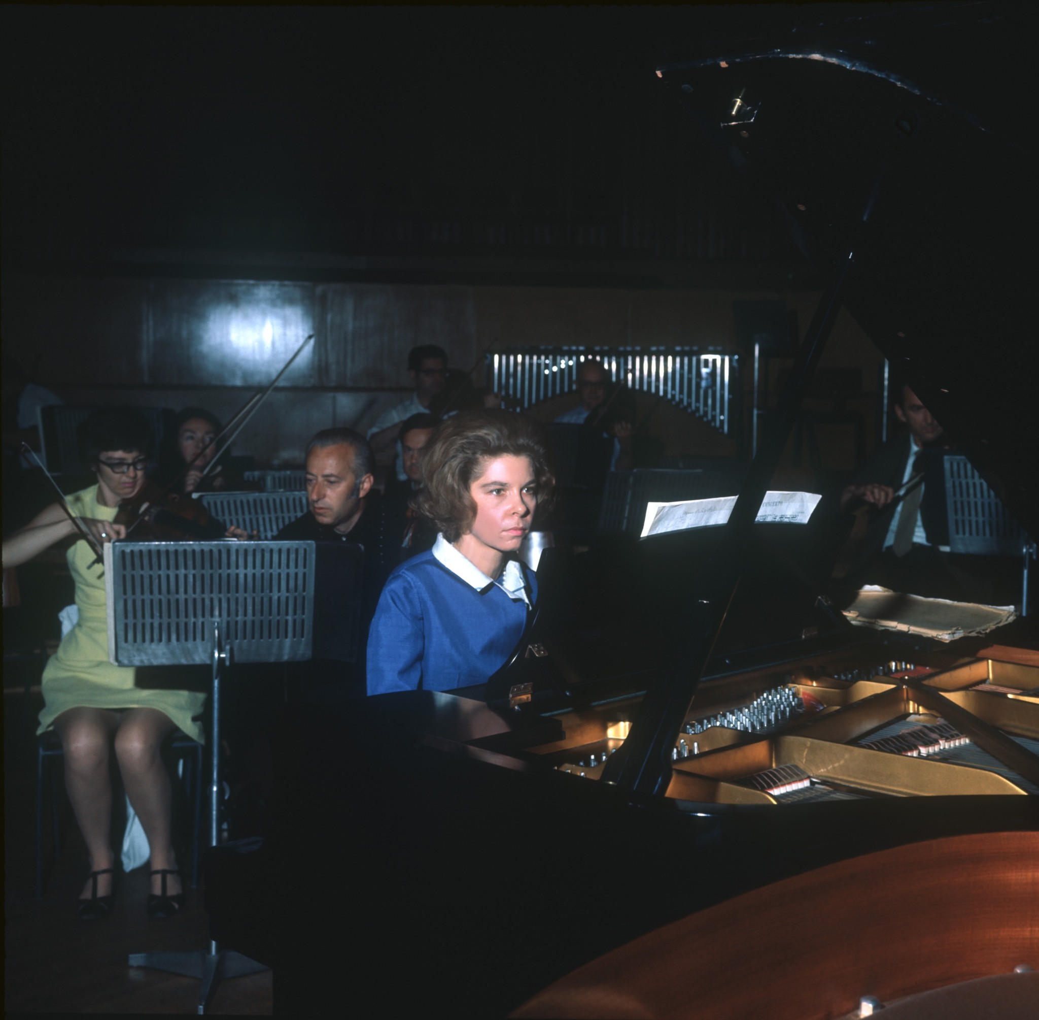 Ειρήνη: Η ασυνήθιστη πριγκίπισσα που έζησε πολλές ζωές