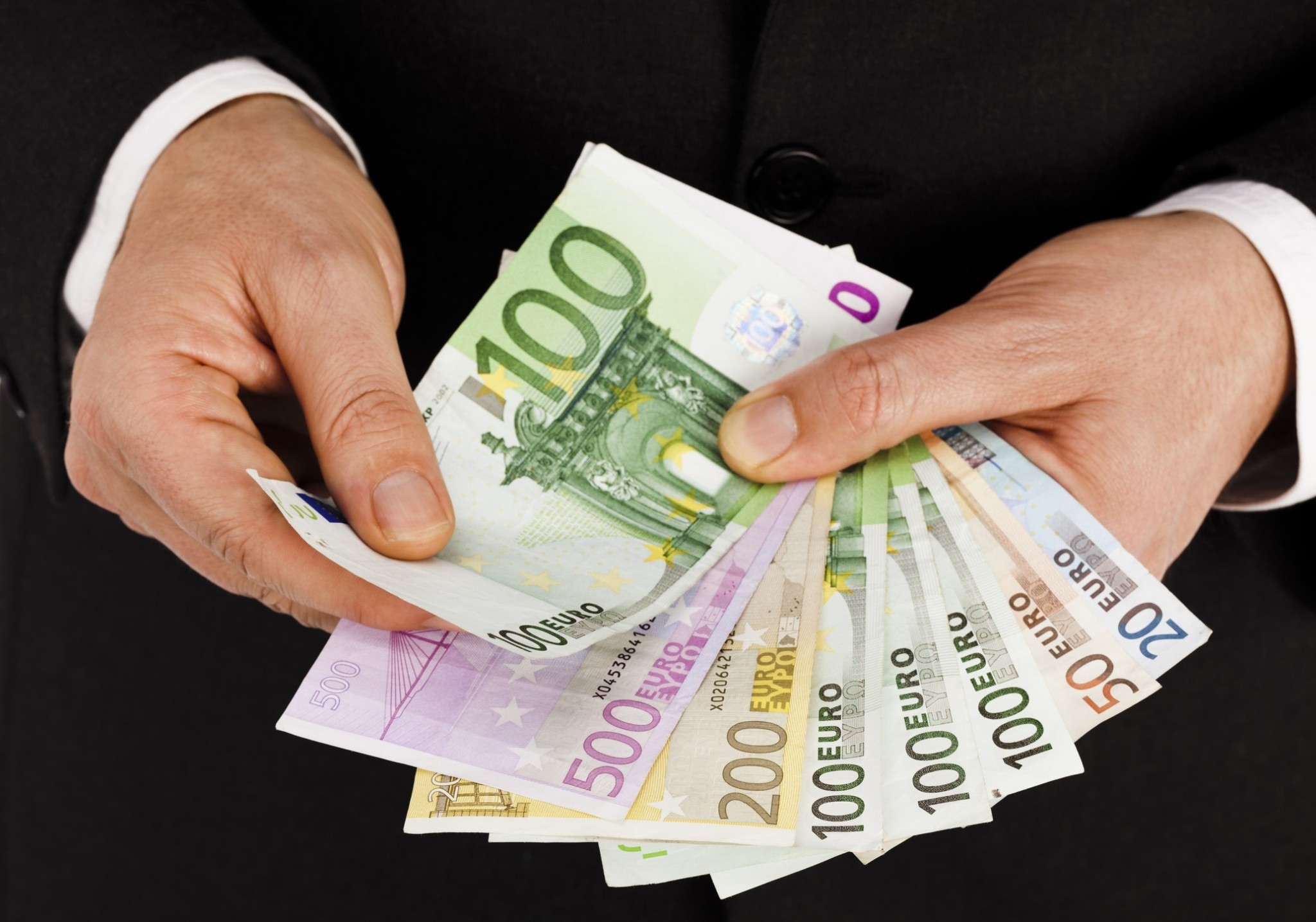 O κανόνας του 25: Πόσα πρέπει να έχεις για να θεωρείσαι πλούσιος