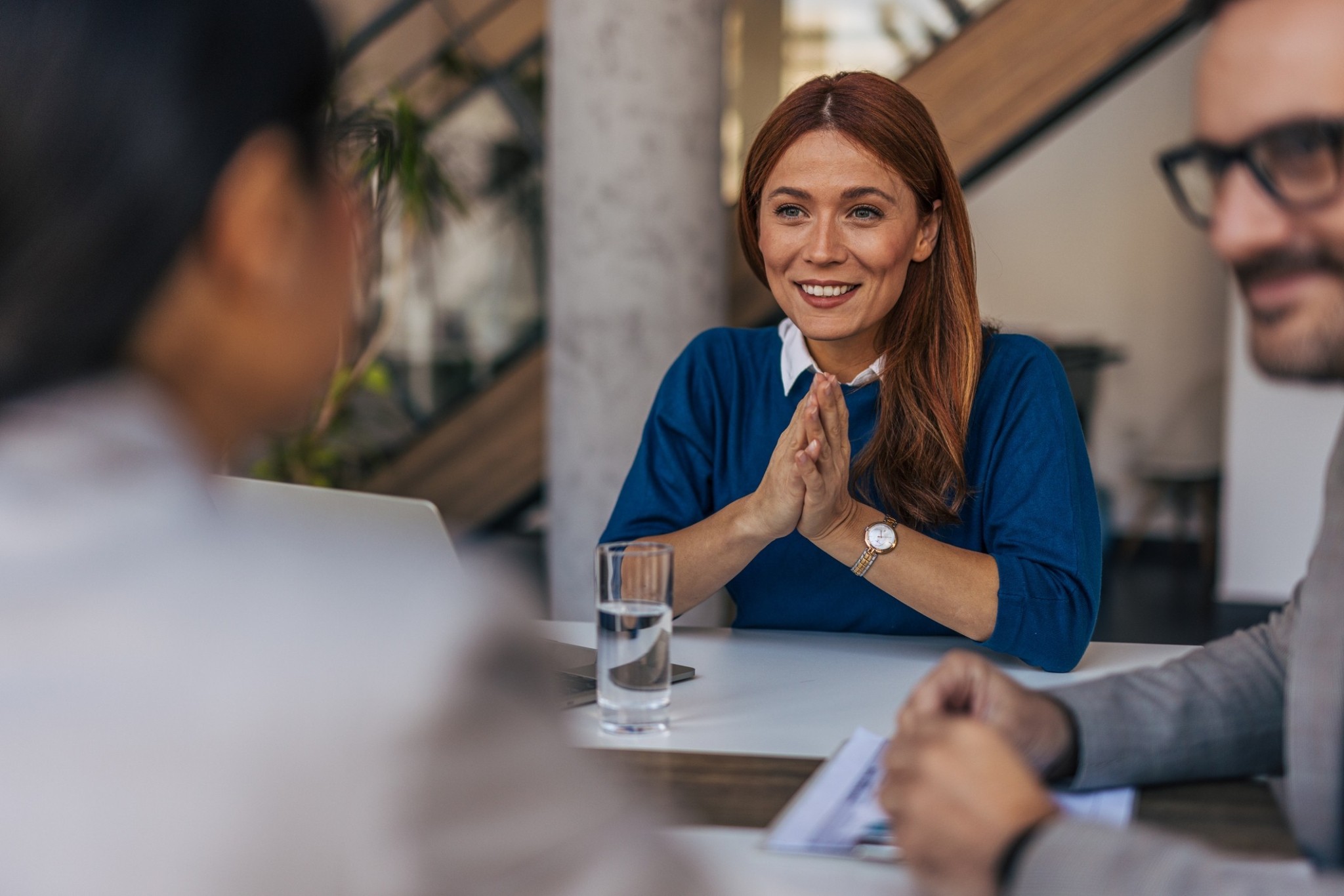 7 φράσεις για να ακούγεστε με περισσότερη αυτοπεποίθηση στη δουλειά