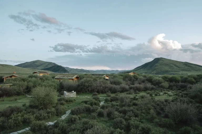 Ενα καταφύγιο στα υψίπεδα του Θιβέτ που είναι εμπειρία ζωής