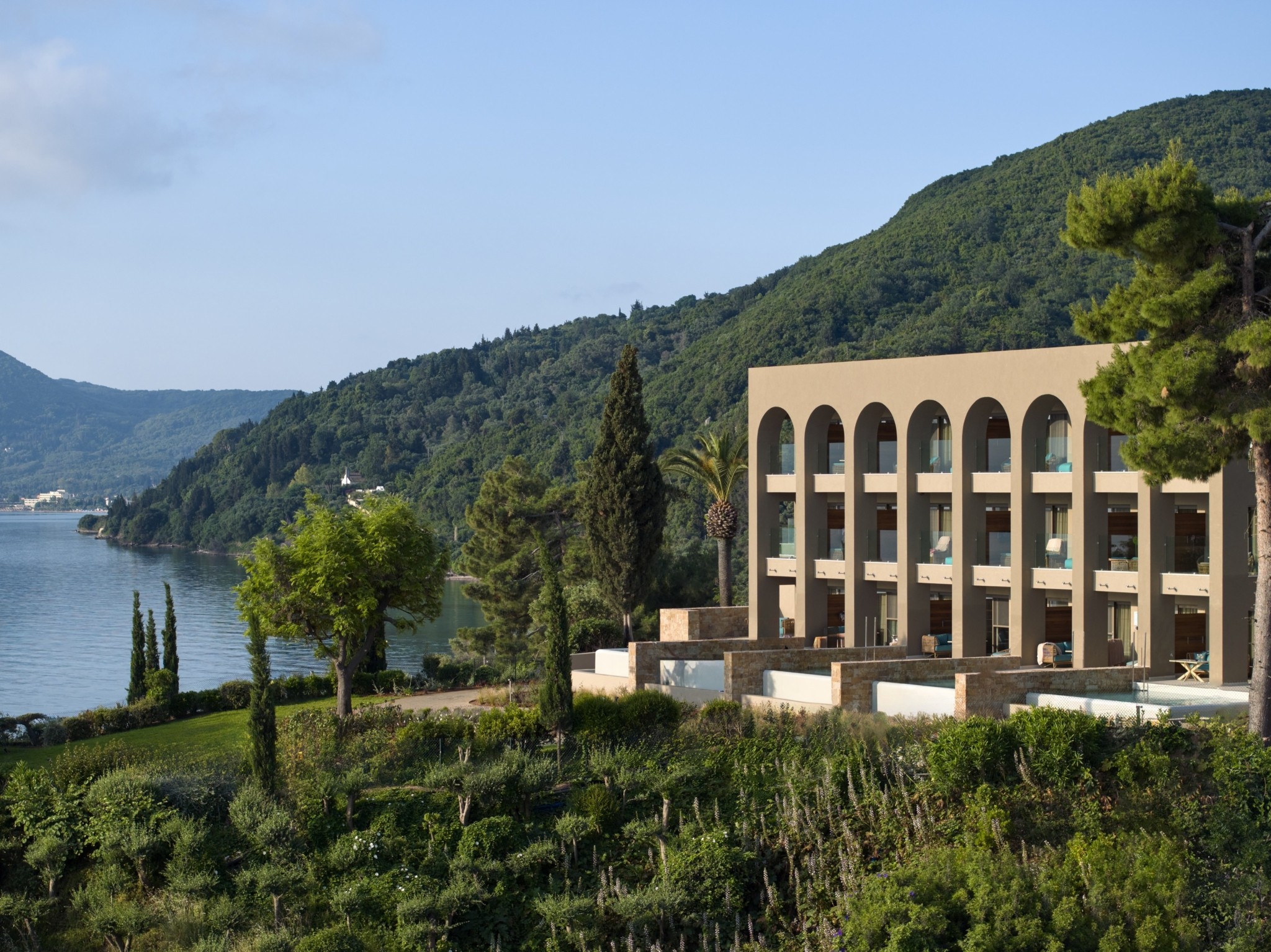 Χρήστος Κτενίδης, Mar-Bella Collection: Τέσσερα ξενοδοχεία που δίνουν άλλο νόημα στην εμπειρία του Ιονίου